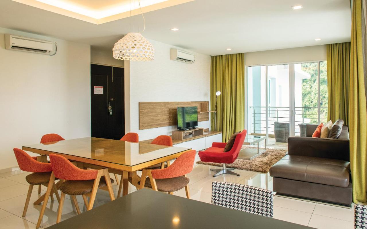 Tui Blue The Haven Ipoh Hotel Exterior photo A living room in a condominium
